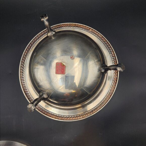 FB Rogers 1883 Footed Buffet Server w/ Lid 10.5" Silver-Plate Round VTG 1940s - Picture 5 of 16